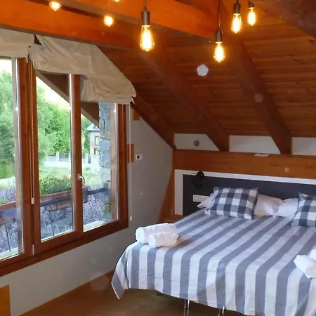 Holiday home Can Congost Ribera de Montardit